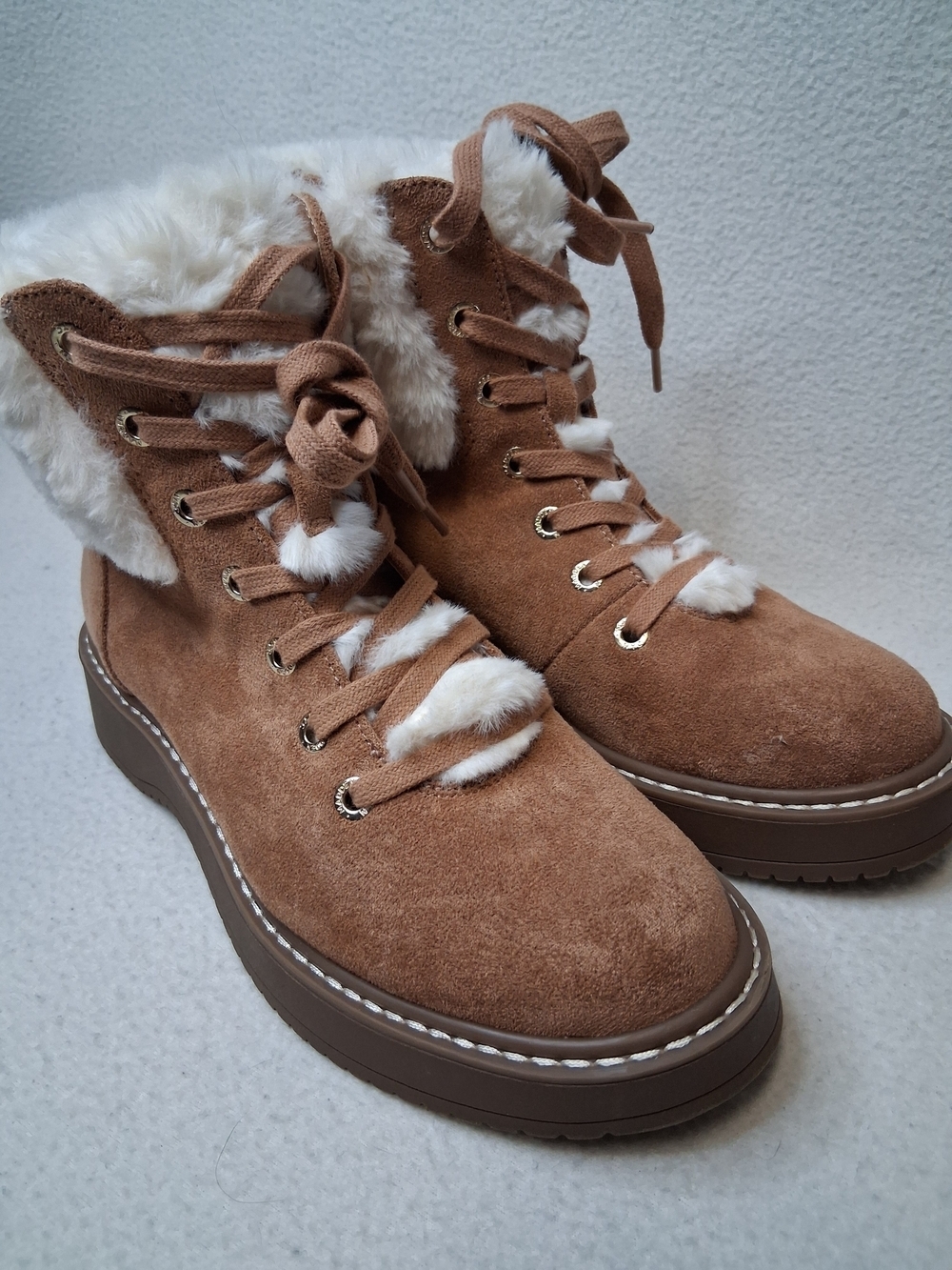 Madden Nyc Women's Tan Faux-Suede Lace-Up Fur-Trim Ankle Boots - Picture 4 of 9